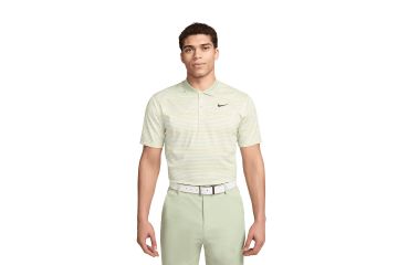 Aurora green nike shirt clearance