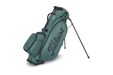 Titleist Players 5 StaDry Standbag